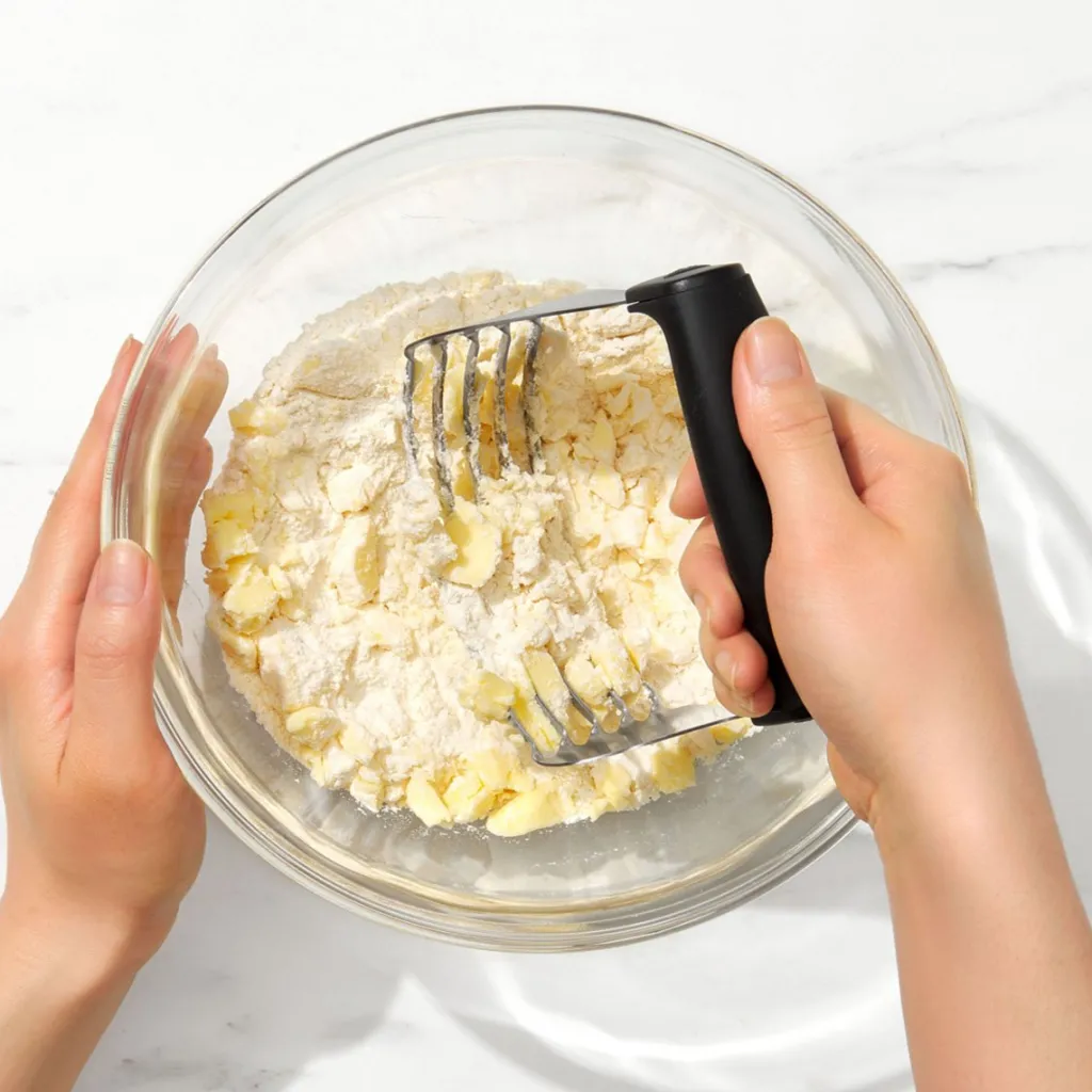 Ricardo Cuisine Pastry Accessories-OXO Dough Blender