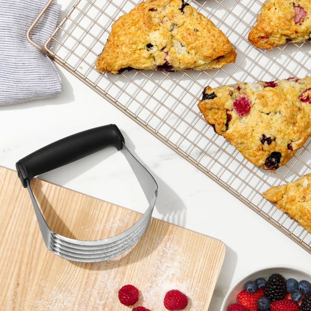 Ricardo Cuisine Pastry Accessories-OXO Dough Blender